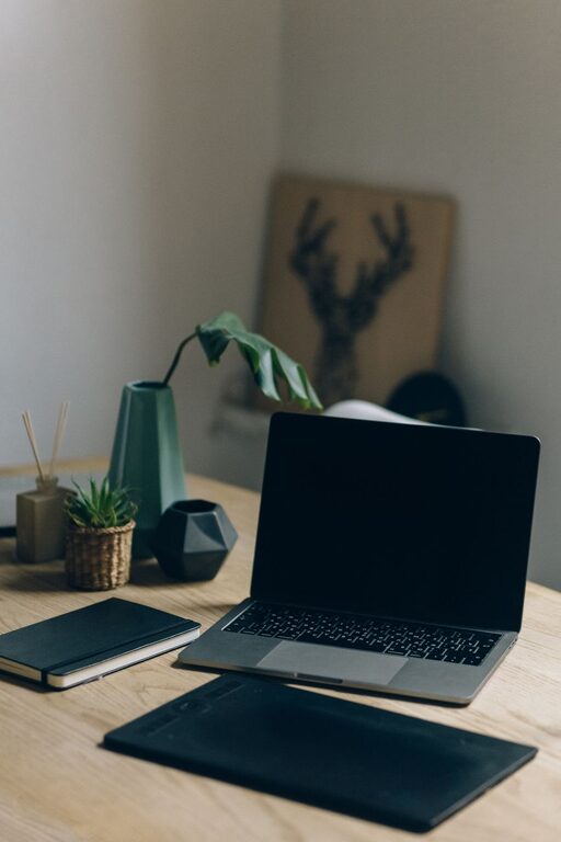 Tips for Creating a Relaxing Home Workspace That Boosts Productivity
